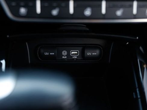 Used 2017 Kia Sorento SX image 51