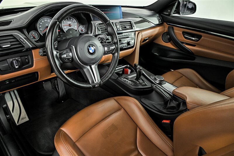 Used 2020 BMW M4 Coupe w/ Competition Package RWD image 15