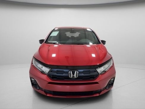 Certified 2025 Honda Odyssey Sport-L image 8
