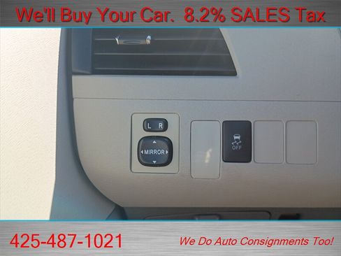 Used 2011 Toyota Sienna LE FWD image 25