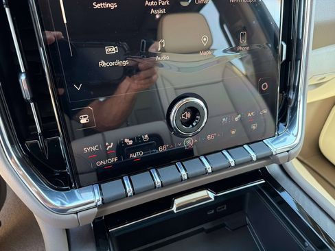 New 2026 GMC Yukon XL Denali w/ Denali Reserve Package image 26