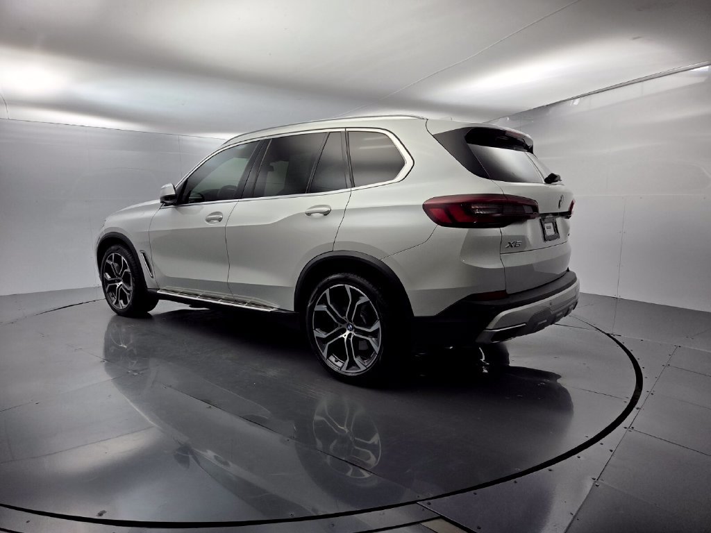 Used 2021 BMW X5 sDrive40i w/ Premium Package RWD image 7