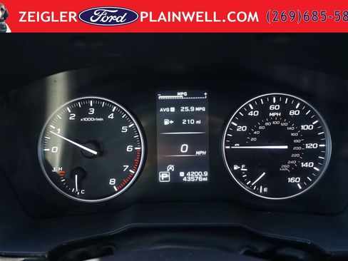 Used 2023 Subaru Outback Premium AWD/4WD image 26