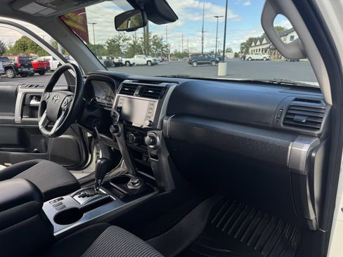 Used 2021 Toyota 4Runner SR5 image 35