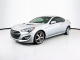 Used 2015 Hyundai Genesis 3.8 image 3