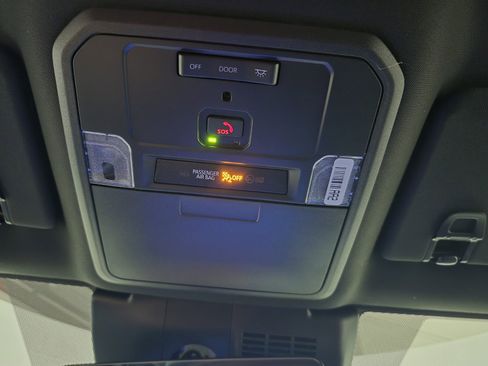 New 2025 Toyota Tacoma TRD Off-Road image 39