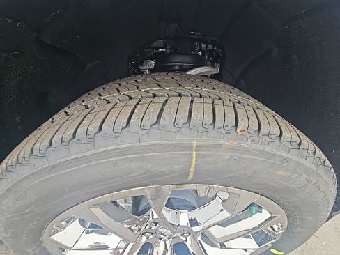 New 2026 Chevrolet Suburban Premier w/ Sun And Tow Package image 10