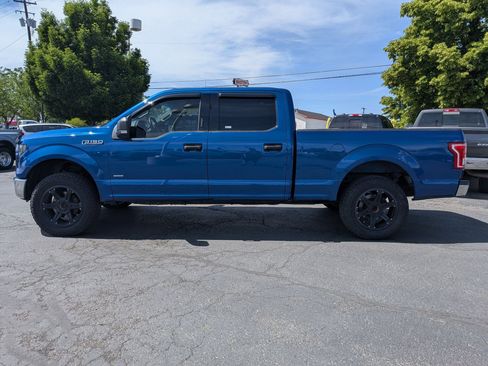 Used 2017 Ford F150 XLT w/ Equipment Group 301A Mid AWD/4WD image 9
