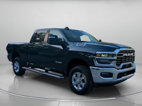 Used 2026 RAM 2500 Big Horn AWD/4WD image 2