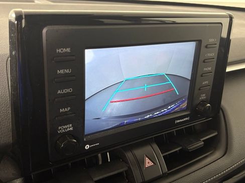 Used 2022 Toyota RAV4 LE w/ Carpet Mat Package (TMS) FWD image 24