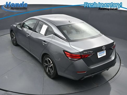 Used 2024 Nissan Sentra SV FWD image 19