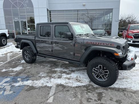 New 2026 Jeep Gladiator Mojave w/ Safety Group AWD/4WD image 33