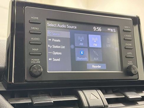 Certified 2019 Toyota RAV4 XLE AWD/4WD image 18