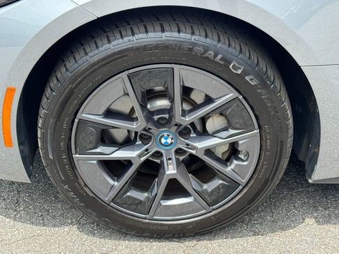 Used 2023 BMW i4 eDrive35 w/ Premium Package RWD image 15