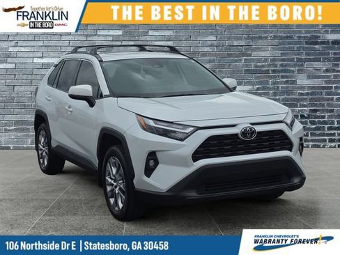 Used 2025 Toyota RAV4 XLE Premium AWD/4WD image 8