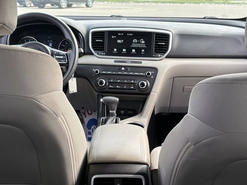 Used 2021 Kia Sportage LX image 22
