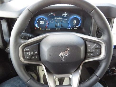 New 2025 Ford Bronco Badlands w/ Sasquatch Package image 21