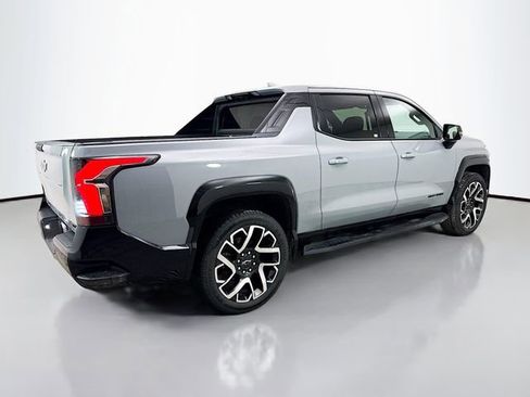New 2025 Chevrolet Silverado EV RST image 8