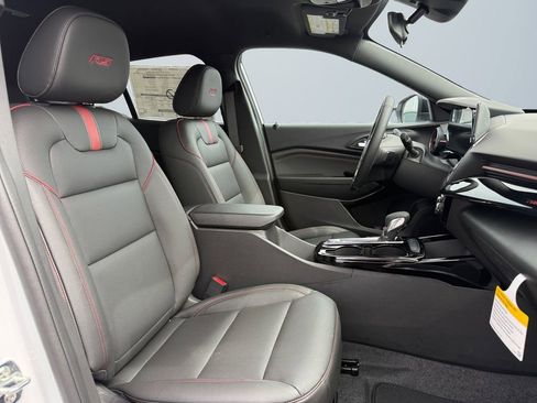 New 2026 Chevrolet Trax RS w/ Driver Confidence Package FWD image 15