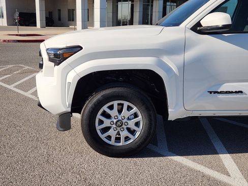 New 2026 Toyota Tacoma SR5 AWD/4WD image 9