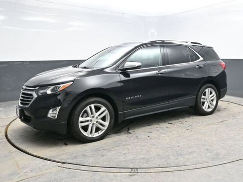 Used 2020 Chevrolet Equinox Premier image 3