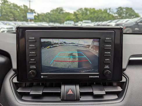 Used 2022 Toyota RAV4 XLE w/ Convenience Package AWD/4WD image 20