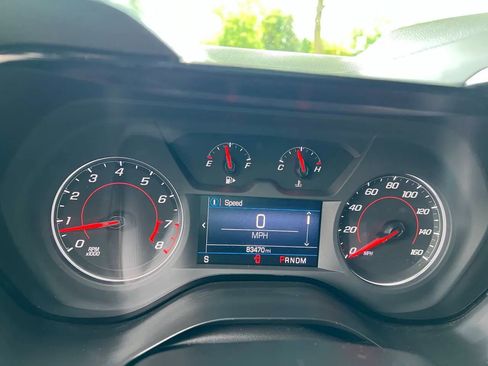 Used 2019 Chevrolet Camaro LT image 34