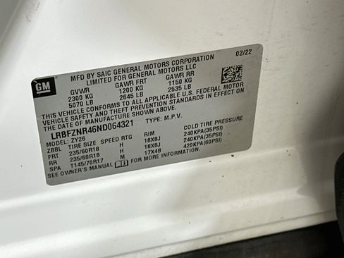 Used 2022 Buick Envision Essence w/ Technology Package I FWD image 12