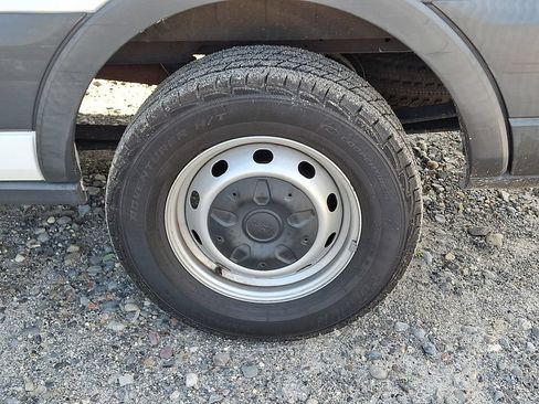 Used 2016 Ford Transit 150 148 Low Roof RWD image 9