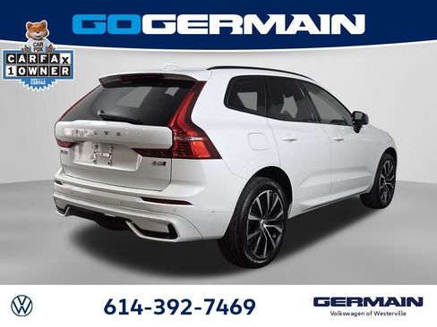 Used 2023 Volvo XC60 B5 Plus AWD/4WD image 9