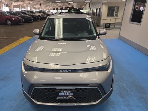 Used 2023 Kia Soul LX w/ Option Group 015 FWD image 14