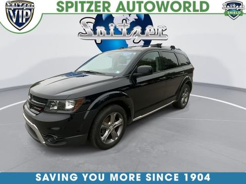 Used 2016 Dodge Journey Crossroad w/ Popular Equipment Group AWD/4WD image 4
