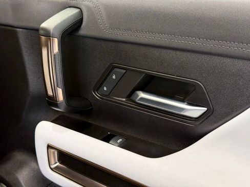 Used 2024 GMC Hummer EV 2X w/ LPO, Illumination Package AWD/4WD image 26