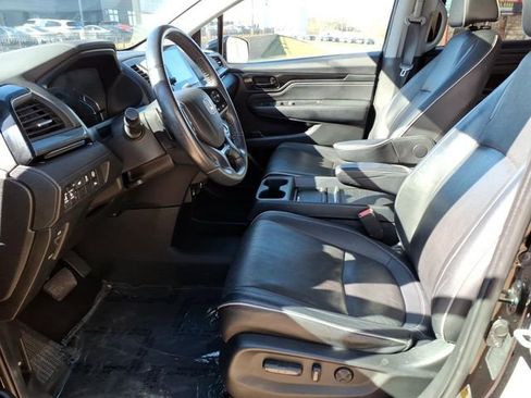 Used 2023 Honda Odyssey Elite image 18