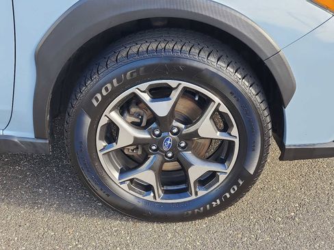 Used 2019 Subaru Crosstrek 2.0i Premium w/ Moonroof Package image 8