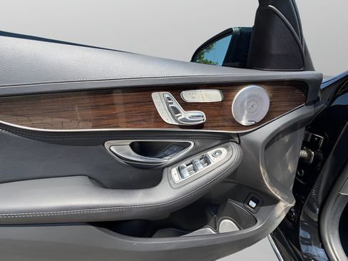 Used 2015 Mercedes-Benz C 300 4MATIC Sedan image 10