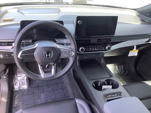 New 2026 Honda Prologue Touring image 10