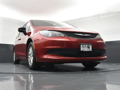 New 2026 Chrysler Voyager LX FWD image 19