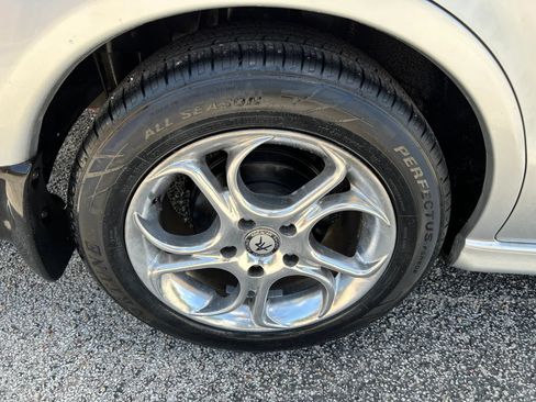 Used 2001 Mitsubishi Galant ES FWD image 34