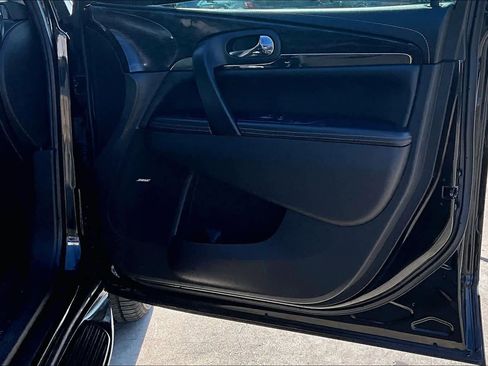 Used 2017 Buick Enclave Leather w/ Enclave Sport Touring Edition image 22