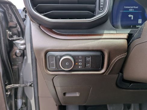Used 2024 Ford Explorer King Ranch w/ Technology Package RWD image 27