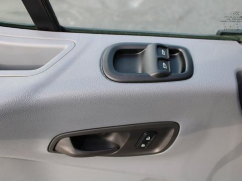 Used 2017 Ford Transit 150 XLT image 11