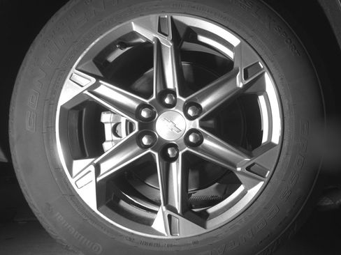 Used 2025 Chevrolet Blazer LT FWD image 15