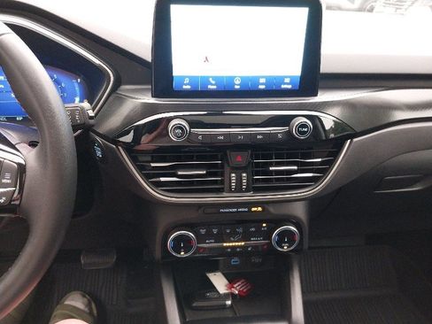 Used 2022 Ford Escape SEL w/ SEL Stealth AWD Package image 8