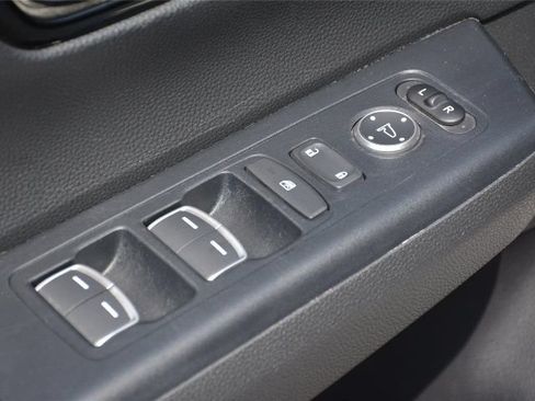 Used 2024 Honda CR-V EX-L image 16