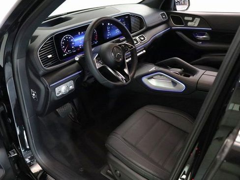 Used 2025 Mercedes-Benz GLE 350 4MATIC image 19