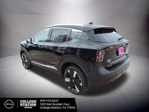 New 2026 Nissan Kicks SR image 6