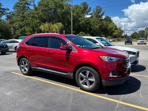 Used 2020 Ford Edge SEL FWD image 2