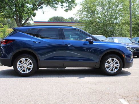 Used 2022 Chevrolet Blazer LT FWD image 5