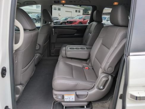 Used 2015 Honda Odyssey EX-L image 16